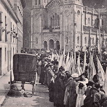 Coronación de la Virgen en 1918