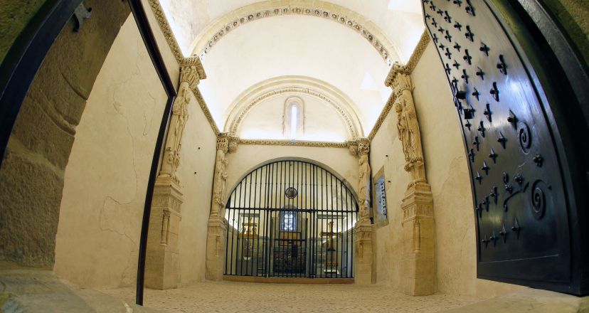 La Cámara Santa, el remozado sueño espiritual de un rey asturiano