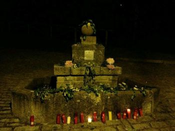 Fuente enramada por San Juan Fuente enramada por San Juan