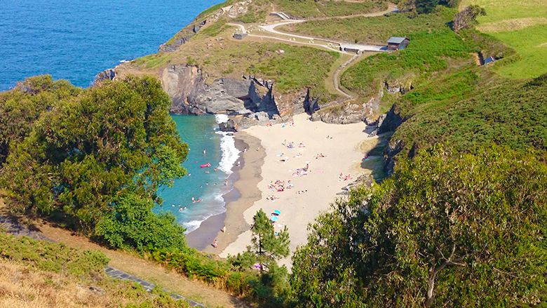Playa de Arnelles (Coaña) ©Ayto. Coaña