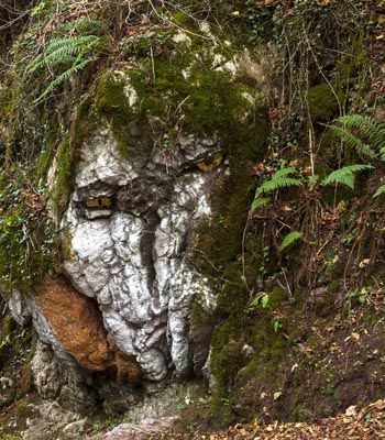 El Busgosu, una figura mitológica de las que verás en la ruta del Beyu Pen