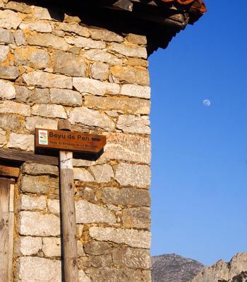 La ruta del Beyu Pen comienza o finaliza en el pueblo de Pen