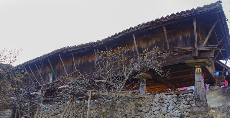 Una interminable panera de quince pegoyos en Pen