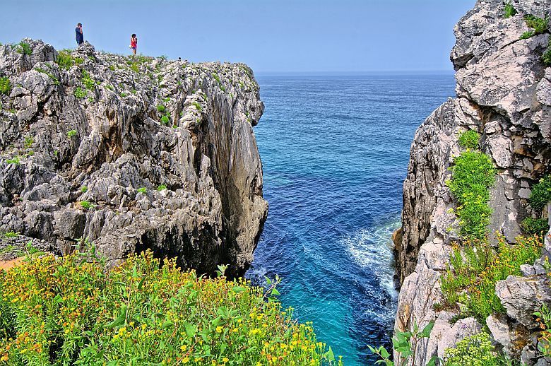 Acantilados del oriente de Asturias Acantilados del oriente de Asturias