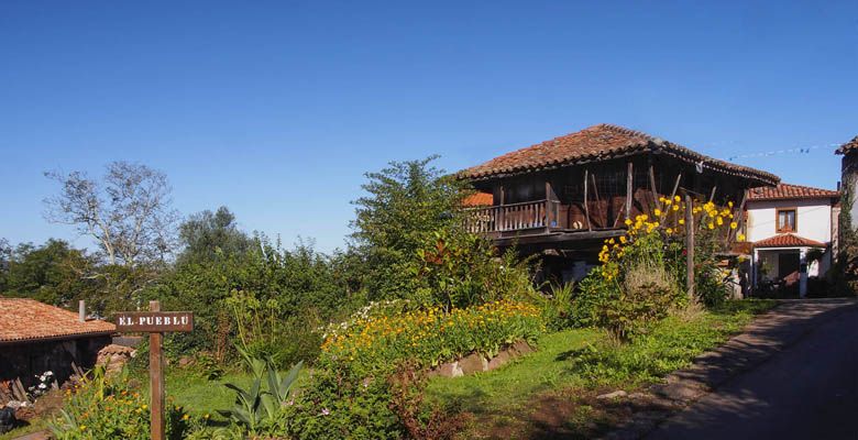 Rincón del barrio El Pueblu en Poreñu