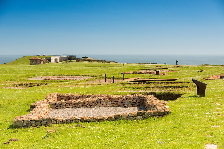 Parque Arqueológico de la Campa Torres (Gijón) ©Mampiris