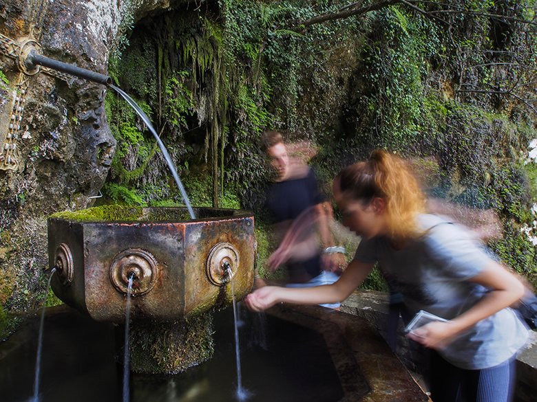 Fuente de los 7 caños (Covadonga, Cangas de Onís). ©Juanjo Arrojo Fuente de los 7 caños (Covadonga, Cangas de Onís). ©Juanjo Arrojo