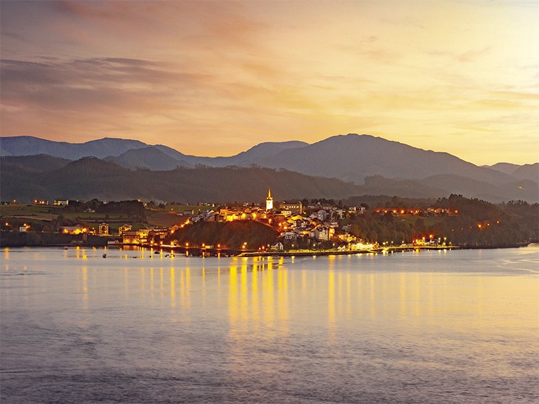 Villa de Castropol. ©Amar Hernández - Arrontes & Barrera Villa de Castropol. ©Amar Hernández - Arrontes & Barrera