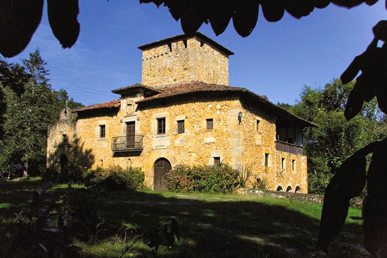Casa Fuerte de La Ferrería (Nava) ©Ayto. Nava