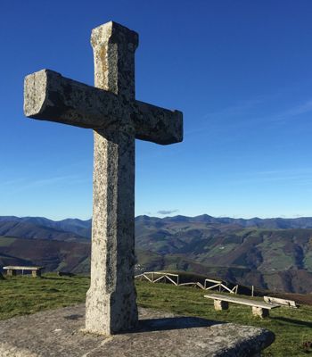 Cruz en el Alto del Acebo