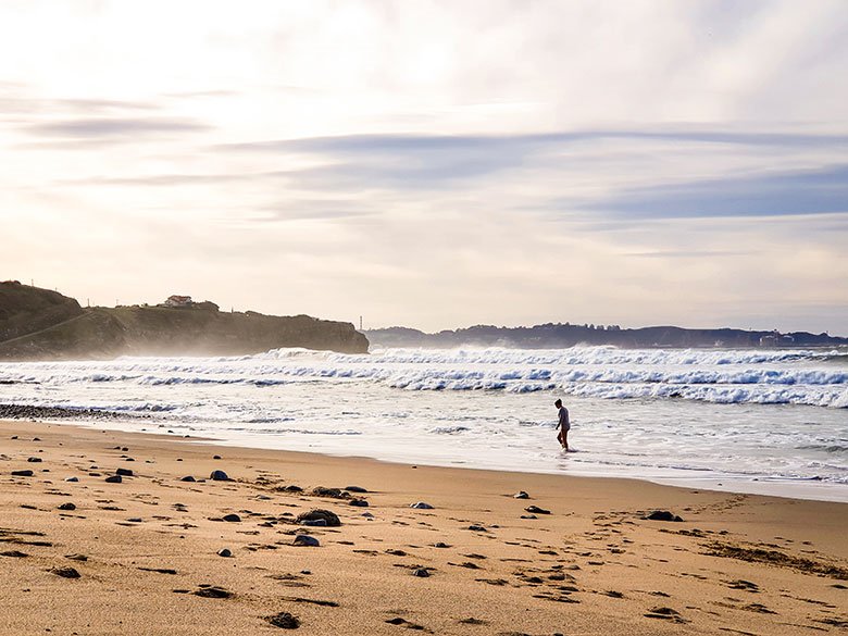 Playa de Peñarrubia (Gijón) ©viajerosconfesos