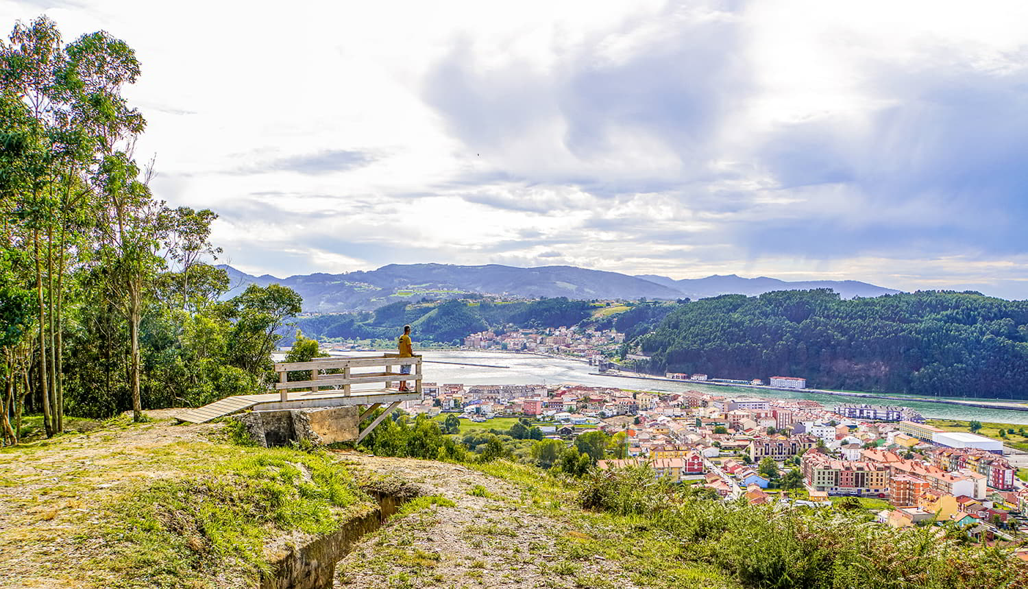 Visit to the trenches of Soto del Barco, the forts of Ranón