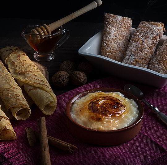 Casadielles, frixuelos and rice pudding