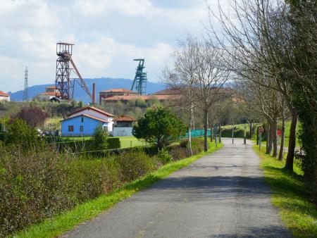 La Camocha Mine's castle and installations