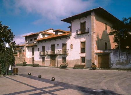 Menéndez Pola Palace