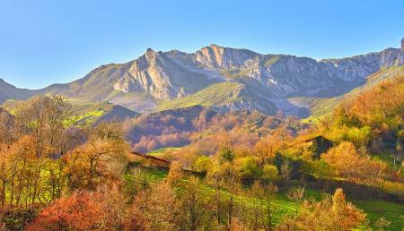 Imagen Climbing in Asturias: the best routes with a hut