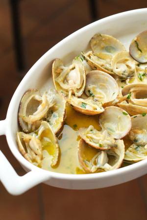 Almeja semi gorda fina a la sartén