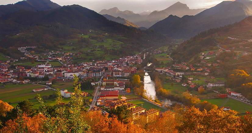 Cangues d' Onís/Cangas de Onís from Llueves