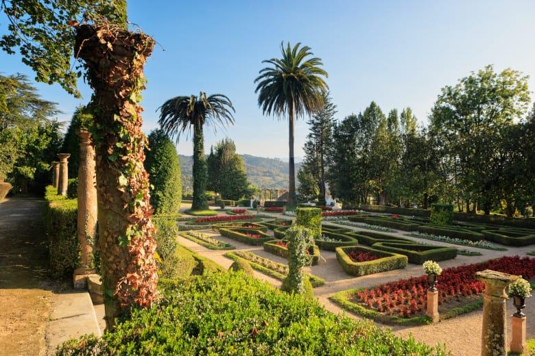 Image of the Garden of the Palace of the Marquis of Canillejas in Valdesoto (Siero)