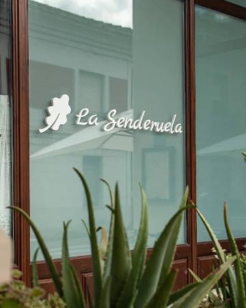Entrance - La Senderuela