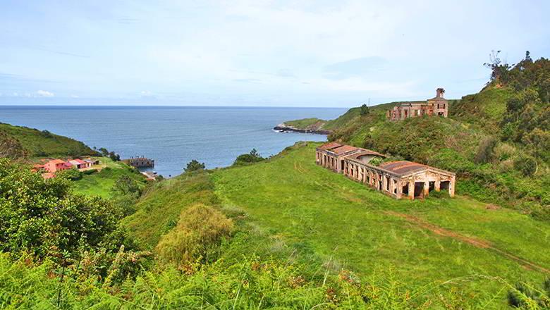 Image of the Llumeres Mine and its surroundings in Gozón.