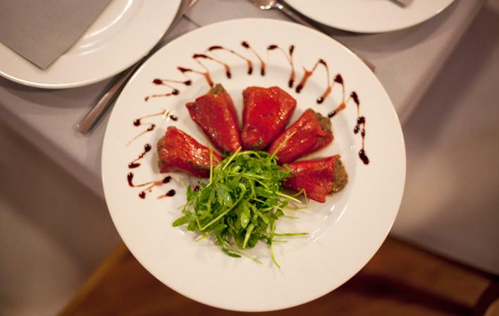 Aller à Image El Comedor