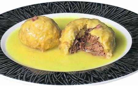 Repolho recheado com carne de La Nueva Allandesa