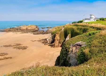 Tapia - Arnao Beach (Castropol)