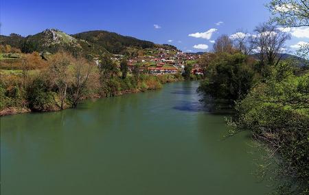 Río Nalón a su paso por Candamo