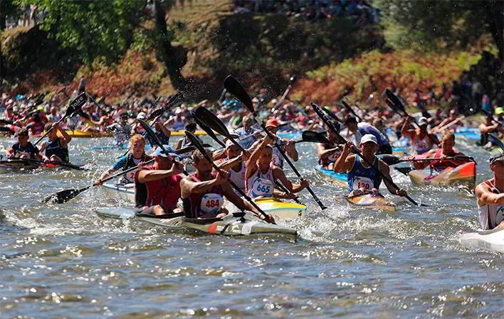 Go to Image Fiesta de las Piraguas - International Descent of the Sella River