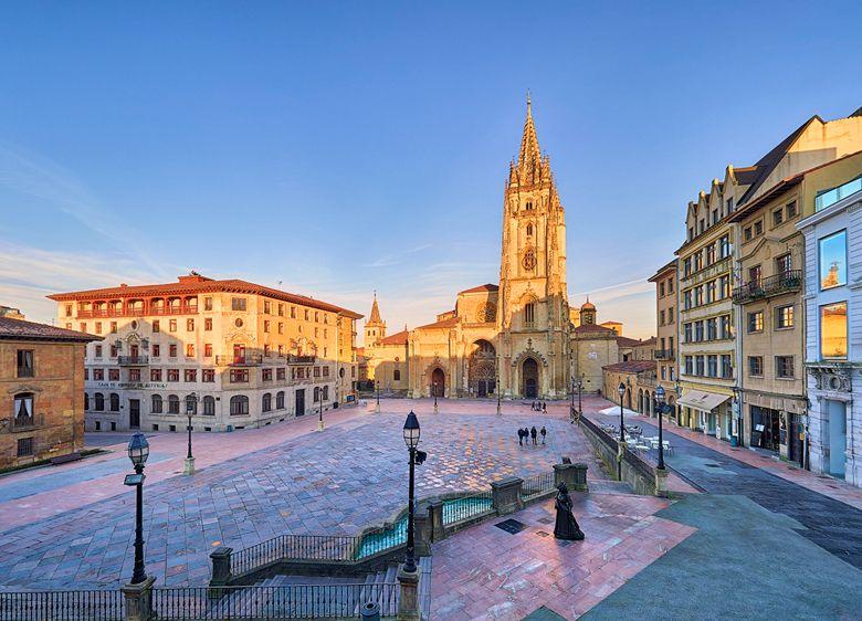 Picture of the Cathedral Square in Oviedo