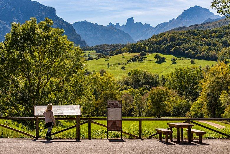Image of the Pozo de la Oración viewpoint (Cabrales)