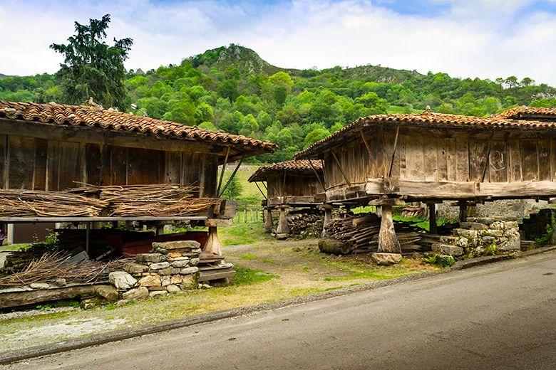 Image de greniers à Espinaréu (Piloña)