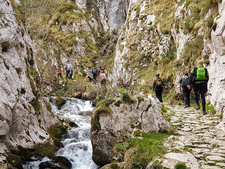 Immagine della gola sull'itinerario dei Foces de El Pino
