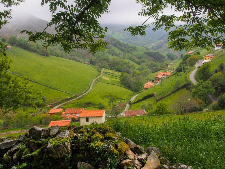 Image of the Lendepeña mountain hut (Valdés)