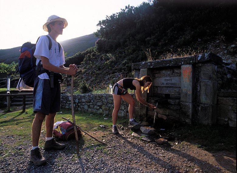 Bild von Pilgern in Puerto del Palo (Allande)