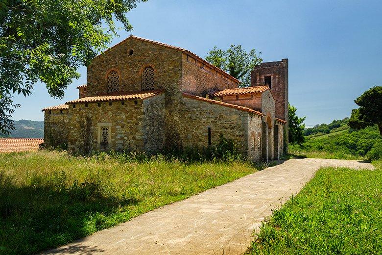 Bild von Santa María de Bedones (Oviedo)