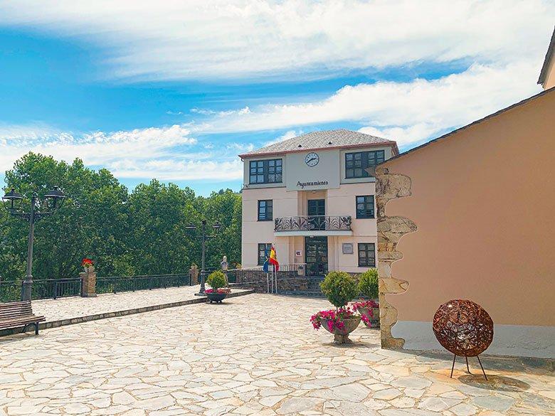 Image of the Town Hall of Santa Eulalia de Oscos