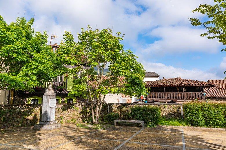 Picture of Entrialgo, in the parish of Laviana