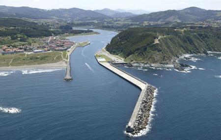 Barra del Puerto Deportivo de L'Arena