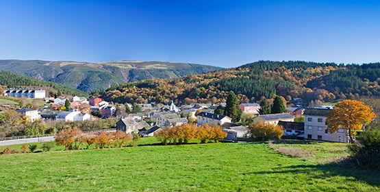 Image of a panoramic view of the village of Grandas de Salime.
