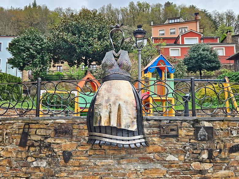 Image of La Servanda