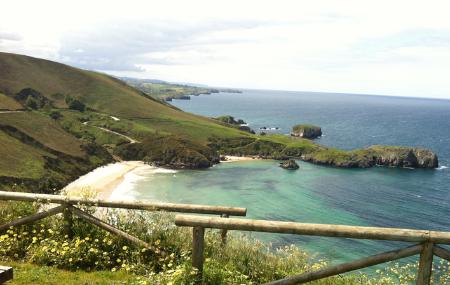 Playa de Torimbia y Portacos