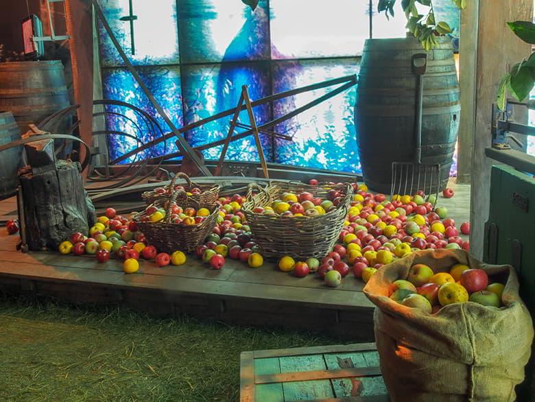 Image of the interior of the Cider Museum (Nava)