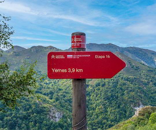 An image of a sign on the GR109 Nature Trail.