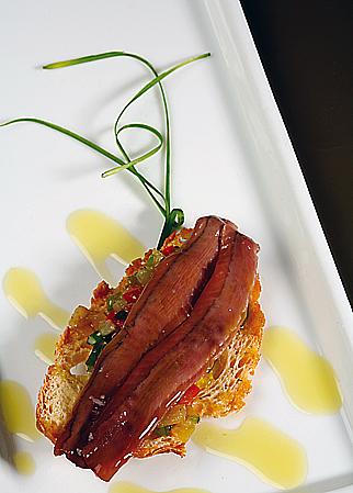 Imagen Anchovy toast on vegetables